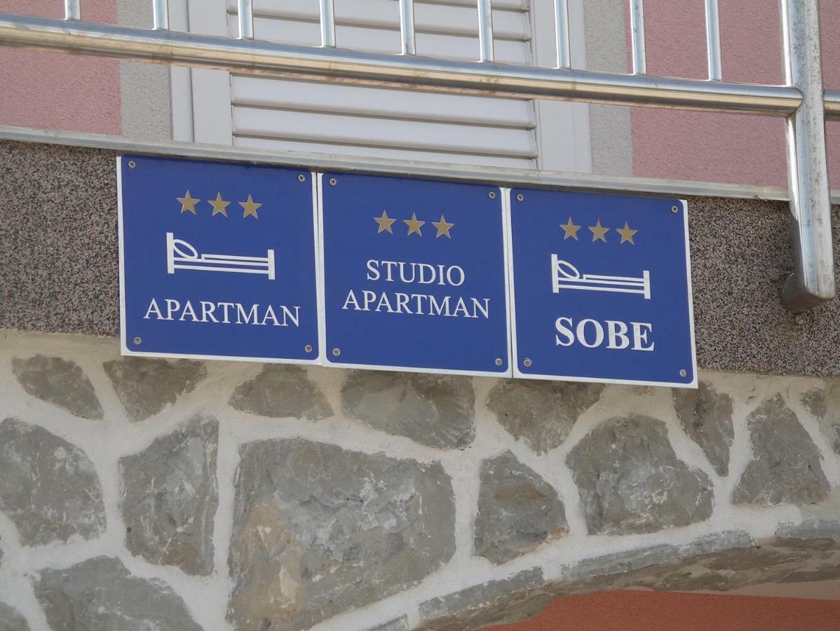 Apartments Marija Малинська Екстер'єр фото